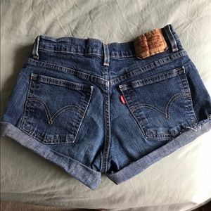 Levi’s shorts